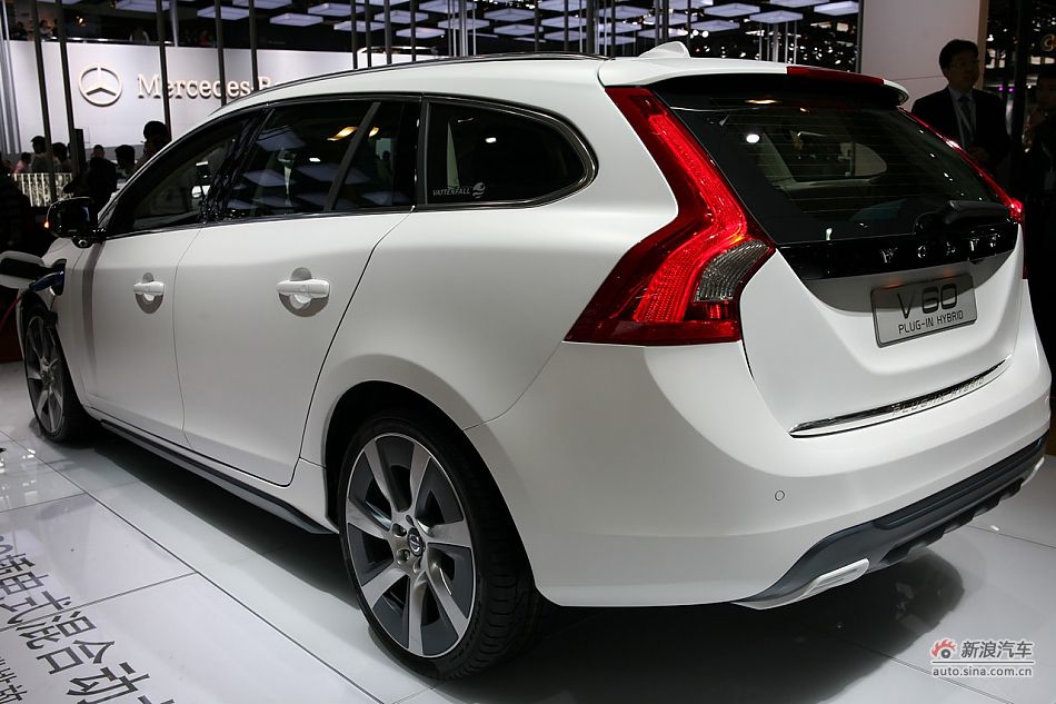 不插電 誰之過：插電式混動(dòng)與純電動(dòng)之爭暴露問題