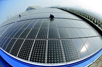 光伏行業(yè)仍領(lǐng)跑新能源工業(yè) 產(chǎn)業(yè)兼并重組加劇