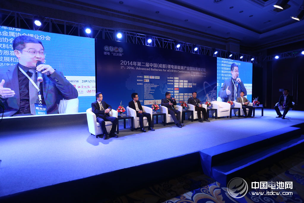 市場格局硝煙彌漫 2014年車企新能源 8宗“最” 市場格局硝煙彌漫 2014年車企新能源 8宗“最”