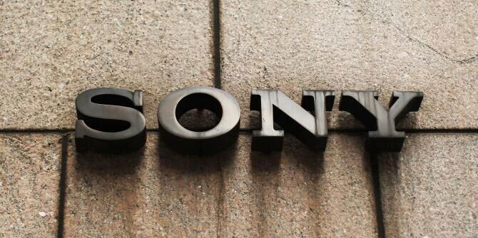 智能手機(jī)事業(yè)巨虧  索尼整體陷入巨額虧損