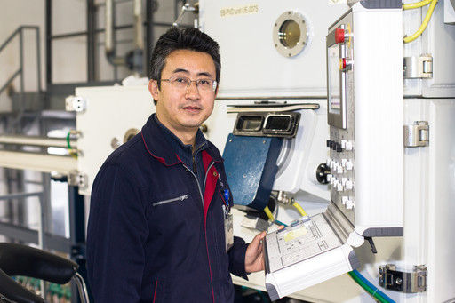 中航工業航材院石墨烯及應用研究中心何利民博士 中航工業航材院石墨烯及應用研究中心何利民博士