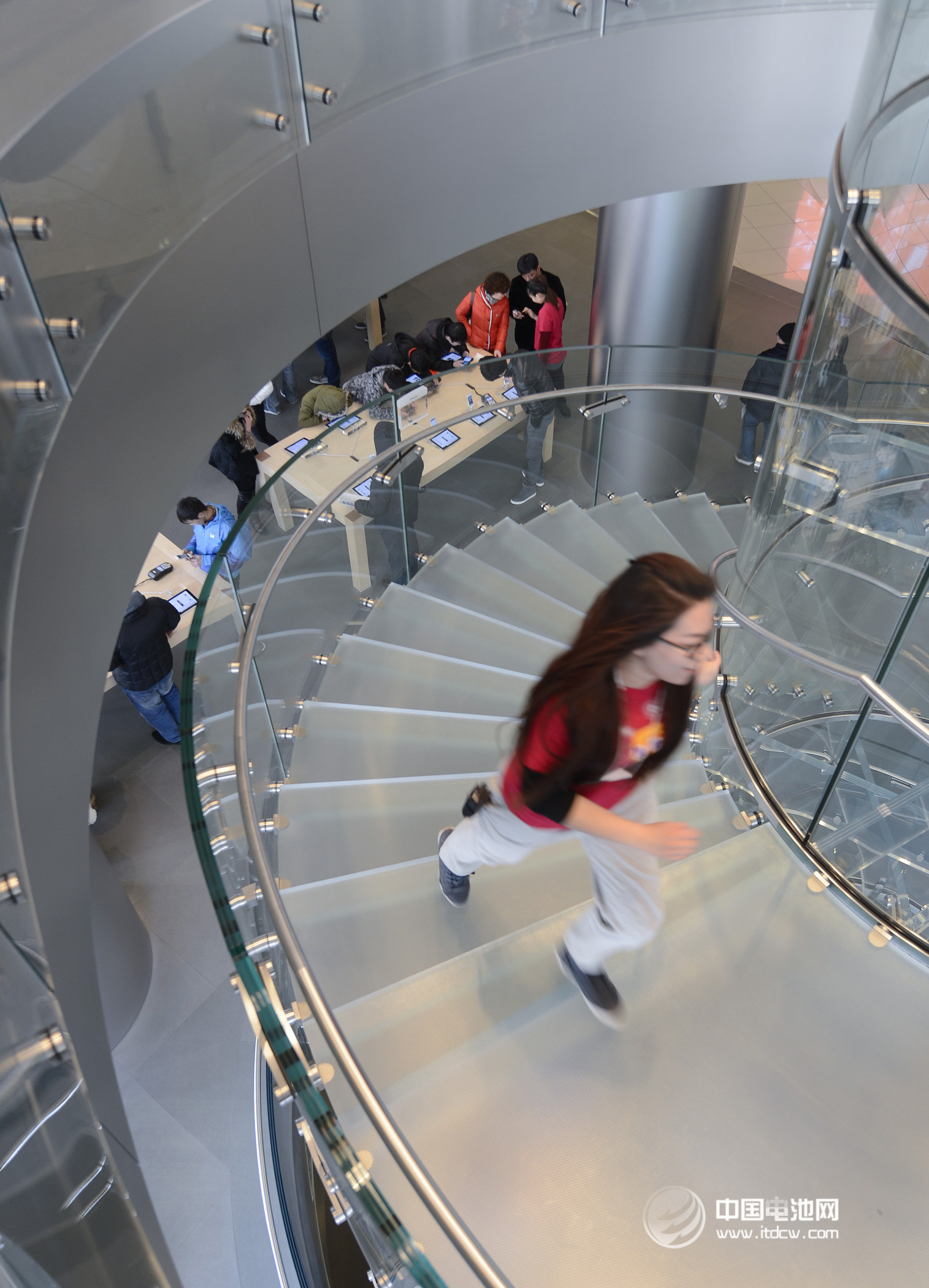 2014年四季度全球手機(jī)市場(chǎng)利潤三星僅占8% 蘋果包攬88%