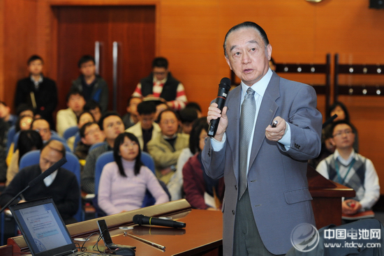 儲能新技術(shù)釋放“大生產(chǎn)力” 專訪中國科學(xué)院院士盧強 儲能新技術(shù)釋放“大生產(chǎn)力” 專訪中國科學(xué)院院士盧強