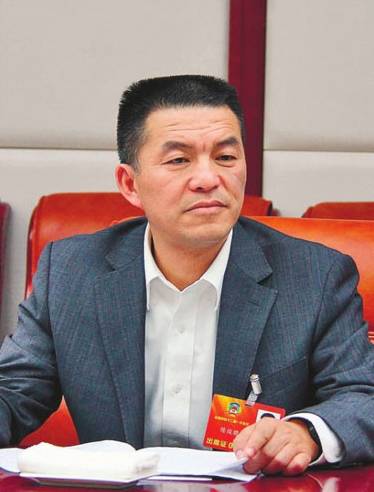 陳俊驄：建議統(tǒng)一電動汽車、電動自行車電池規(guī)格