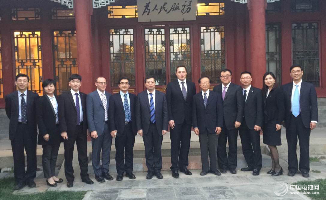 用工程師的力量改變世界:馬斯克拜訪清華新任校長邱勇 用工程師的力量改變世界:馬斯克拜訪清華新任校長邱勇