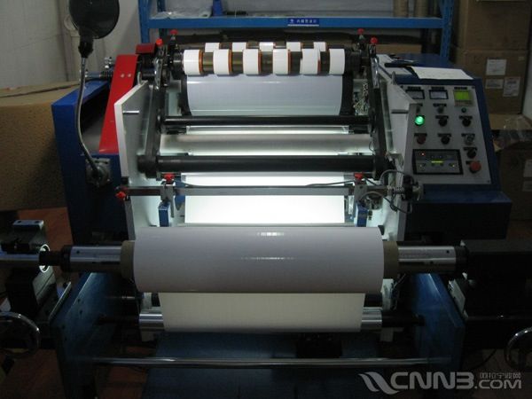 寧波維科建成全自動鋰電池生產(chǎn)線 聚合物電池領(lǐng)先 寧波維科建成全自動鋰電池生產(chǎn)線 聚合物電池領(lǐng)先