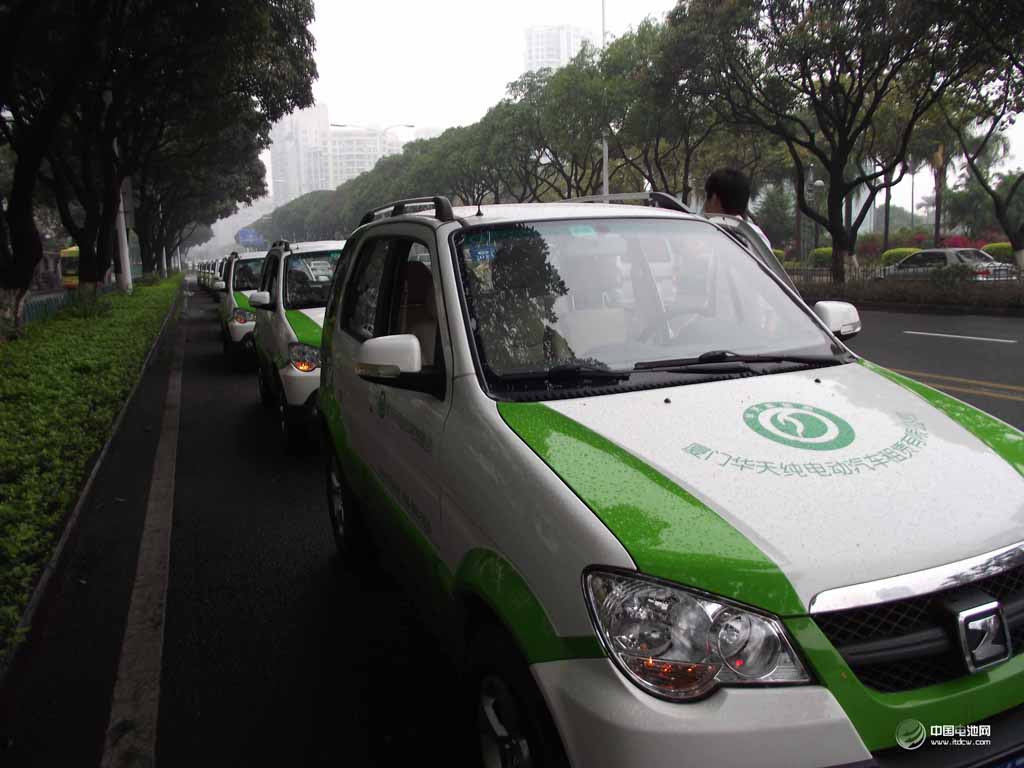 新能源汽車痛點盤點：電池成本高 技術(shù)短板明顯