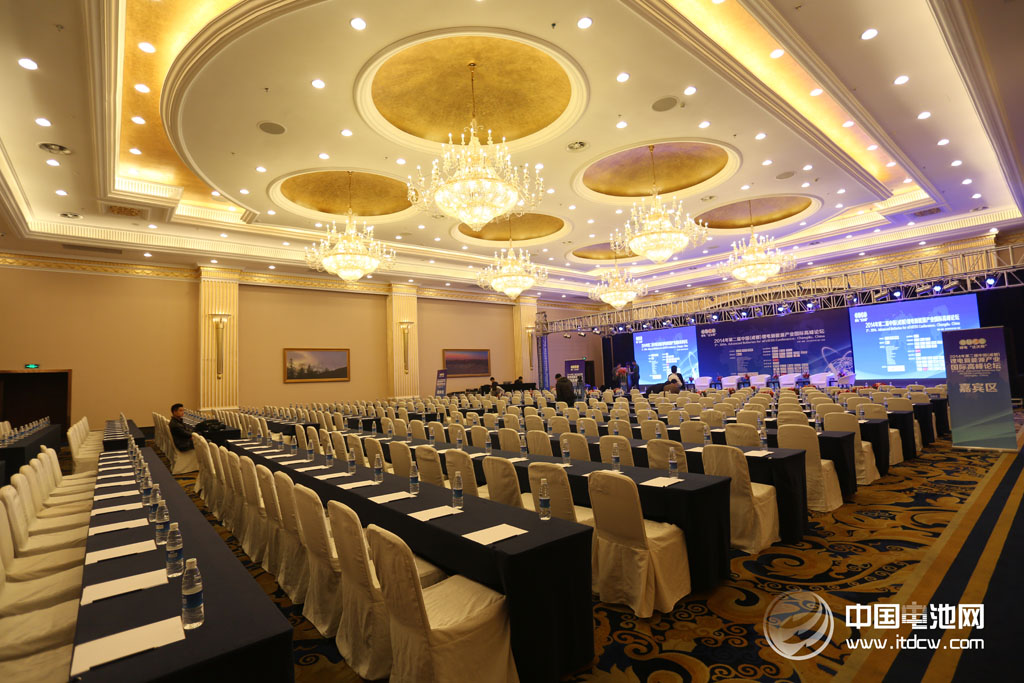 2014第二屆鋰電達沃斯論壇現場 2014第二屆鋰電達沃斯論壇現場