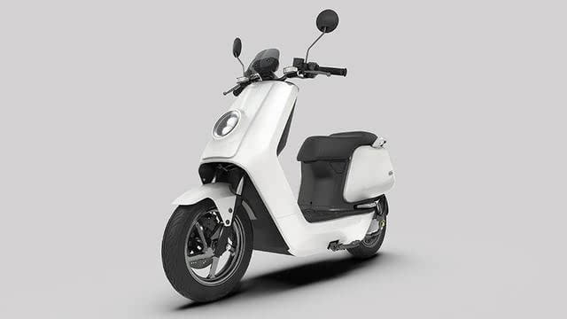 電動車界闖進野蠻人  小牛電動車虧本賣想干啥？