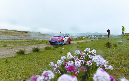 環湖電動汽車拉力賽