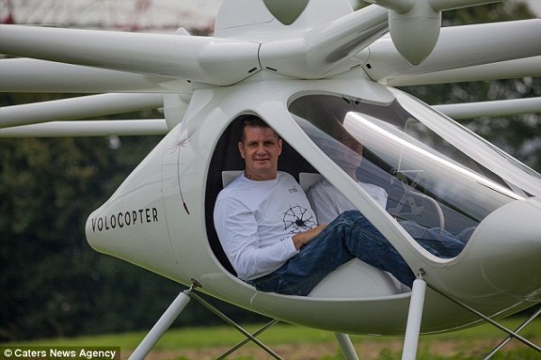 德公司研制新型純電動直升機：18個旋翼更穩定