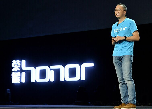 專訪華為趙明:消費者對手機市場價格戰已審美疲勞 專訪華為趙明:消費者對手機市場價格戰已審美疲勞