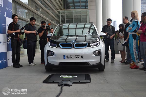 新能源汽車普及進入快軌 互聯網+產生化學反應? 新能源汽車普及進入快軌 互聯網+產生化學反應?