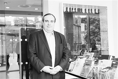 劍橋大學(xué)石墨烯中心主任安德烈·法拉利教授 劍橋大學(xué)石墨烯中心主任安德烈·法拉利教授