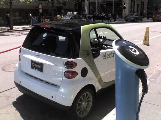 歐盟投入760萬(wàn)美元開(kāi)發(fā)電動(dòng)汽車鋰硫電池插件 歐盟投入760萬(wàn)美元開(kāi)發(fā)電動(dòng)汽車鋰硫電池插件