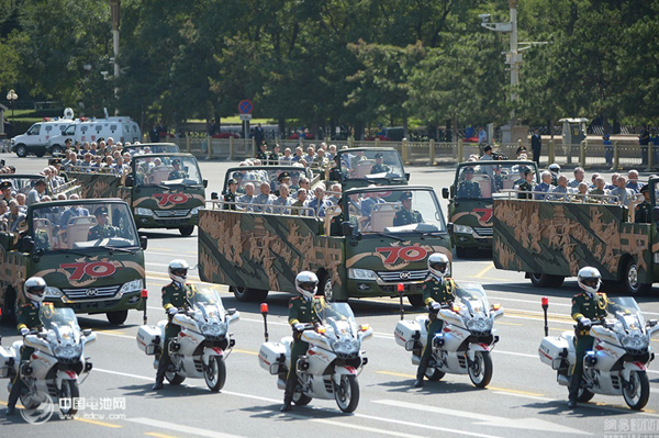 安凱客車：約200輛各類客車服務(wù)于閱兵式