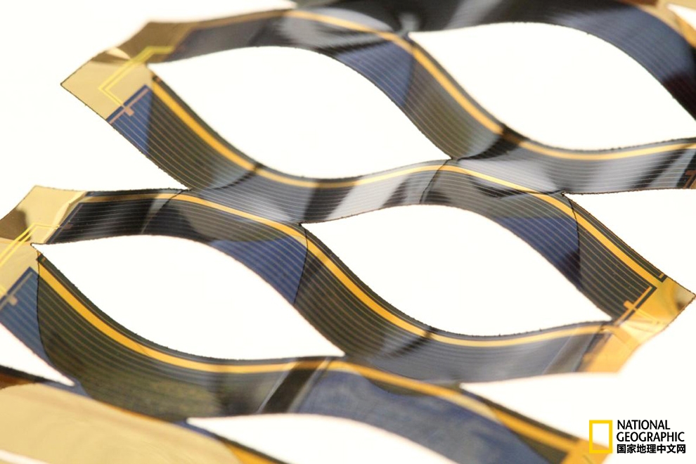 美研發晶格形狀太陽能電池 設計靈感源自剪紙藝術