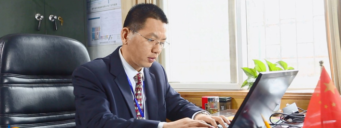 武漢惠強新能源材料科技有限公司董事長、總經理 王紅兵 武漢惠強新能源材料科技有限公司董事長、總經理 王紅兵