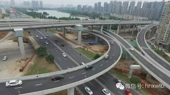 湖南新能源車銷量井噴 前八月為去年全年3倍多 湖南新能源車銷量井噴 前八月為去年全年3倍多