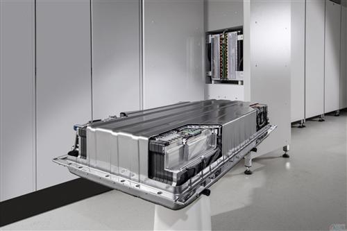 戴姆勒打造全球最大儲(chǔ)能電池裝置 明年投入運(yùn)營