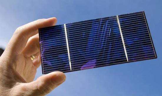 多國科學(xué)家發(fā)現(xiàn)沙子造太陽能電池用硅材料 多國科學(xué)家發(fā)現(xiàn)沙子造太陽能電池用硅材料