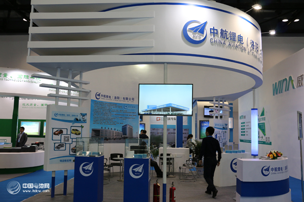 鋰電池產能過?！暗湼币崖裣?？上市公司押寶鋰電池