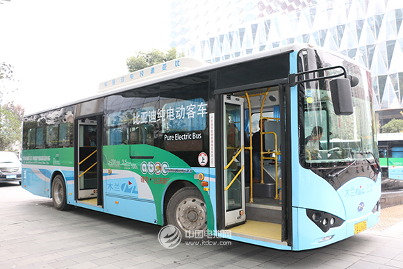 比亞迪純電動(dòng)客車(chē)