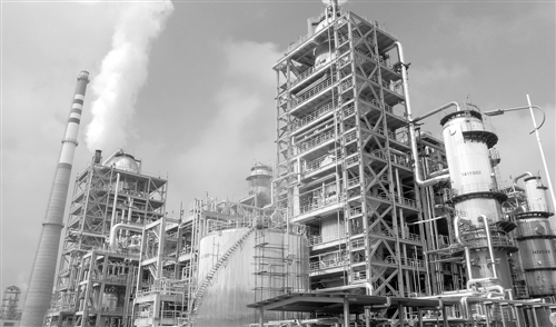 能源體系清潔化建設迫在眉睫 風電光伏成重要支柱