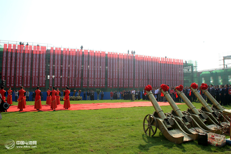 合肥國軒年產5萬噸磷酸鐵鋰正極材料廬江縣投產 合肥國軒年產5萬噸磷酸鐵鋰正極材料廬江縣投產