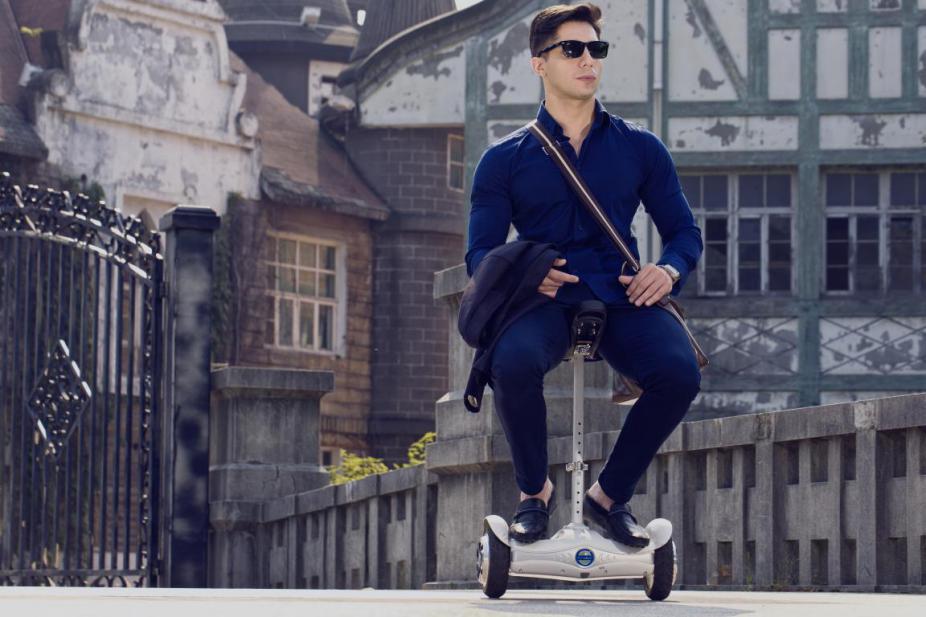 即日起南航全面禁止旅客攜帶或托運鋰電池動力平衡車 即日起南航全面禁止旅客攜帶或托運鋰電池動力平衡車