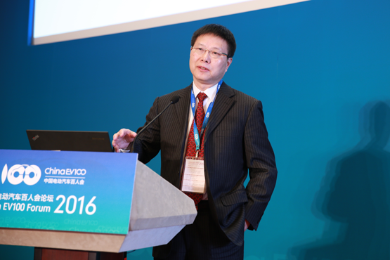 力帆實(shí)業(yè)(集團(tuán))股份有限公司副董事長(zhǎng)陳衛(wèi)