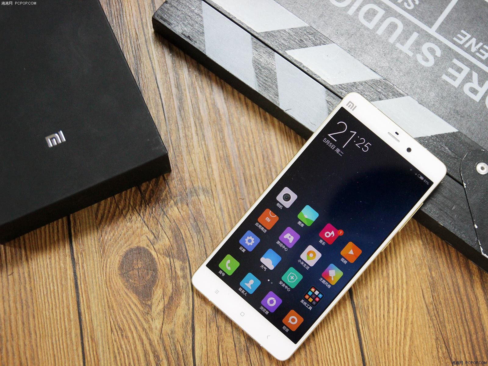 小米手機(jī)維持中國智能手機(jī)王者地位 面臨華為挑戰(zhàn)