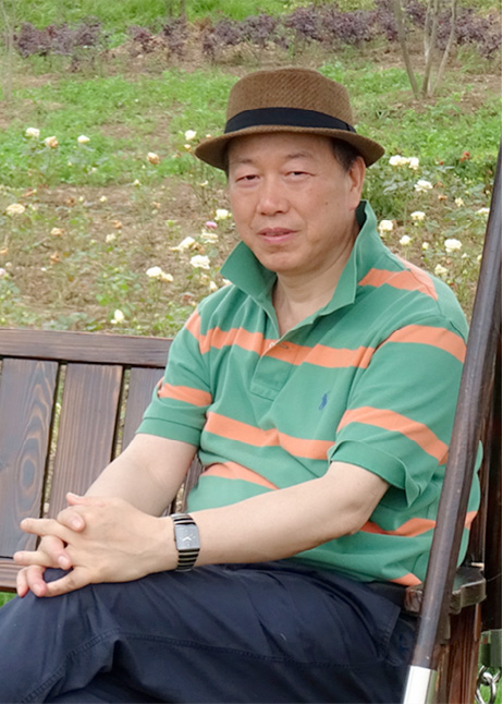 上海次山經(jīng)貿(mào)有限公司總經(jīng)理 鄒忠民 上海次山經(jīng)貿(mào)有限公司總經(jīng)理 鄒忠民