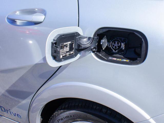 與特斯拉決裂后 奔馳找到了新的電池供應商SK