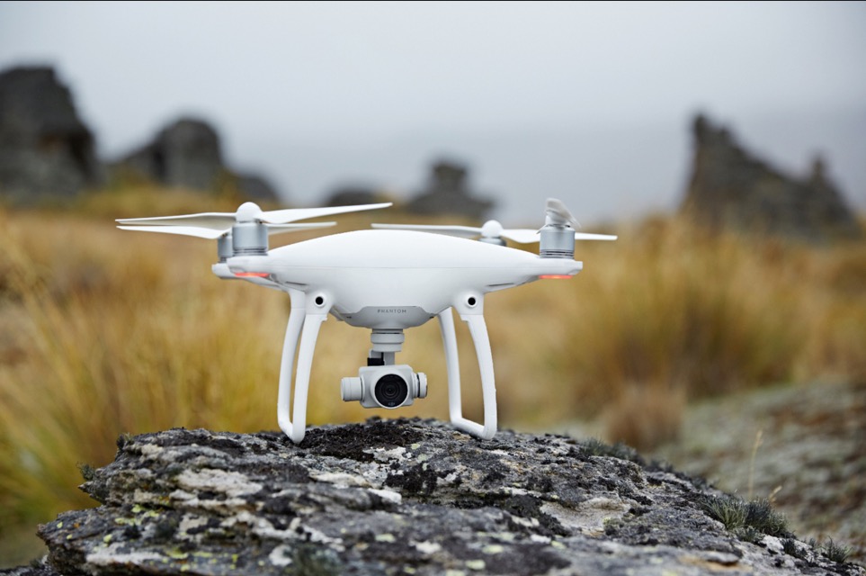 大疆聯合蘋果發售新品無人機 銷售渠道爭奪戰升級 大疆聯合蘋果發售新品無人機 銷售渠道爭奪戰升級