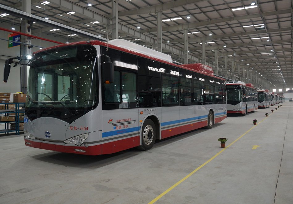 比亞迪去年售新能源車6.17萬輛 電動大巴成中國制造新名片 比亞迪去年售新能源車6.17萬輛 電動大巴成中國制造新名片