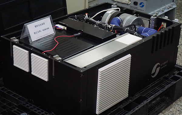 日本領(lǐng)跑氫燃料電池 新能源汽車(chē)動(dòng)力電池究竟哪個(gè)好