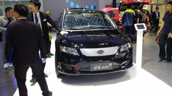 汪濤:新能源車市場真的“斷崖式下滑”了嗎? 汪濤:新能源車市場真的“斷崖式下滑”了嗎?