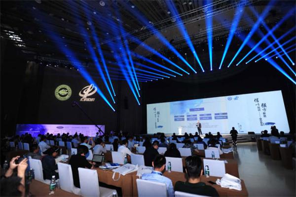 全球最大新能源車市 政策之重OR市場(chǎng)之行