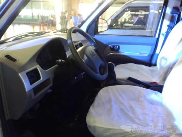 純電動封閉貨車內飾 純電動封閉貨車內飾