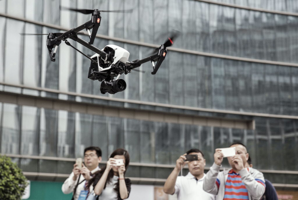 英媒稱中企開發無人機新用途：空中優步出租車