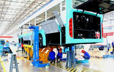 青島比亞迪基地投產(chǎn) 青島比亞迪基地投產(chǎn)