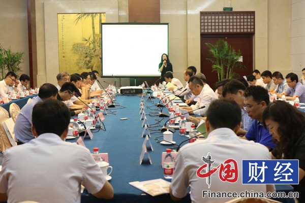 分布式光伏亟待資金東風(fēng) 企業(yè)界金融界合力破題融資難 分布式光伏亟待資金東風(fēng) 企業(yè)界金融界合力破題融資難