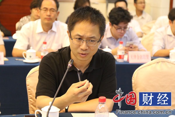 分布式光伏亟待資金東風(fēng) 企業(yè)界金融界合力破題融資難 分布式光伏亟待資金東風(fēng) 企業(yè)界金融界合力破題融資難