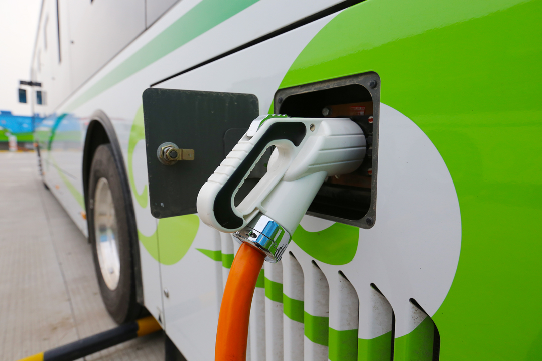 數(shù)量多\規(guī)模大\現(xiàn)狀雜 新能源客車(chē)維護(hù)保養(yǎng)標(biāo)準(zhǔn)亟待出臺(tái)