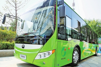 參加會展的宇通電動客車。記者聶冬晗攝 參加會展的宇通電動客車。記者聶冬晗攝