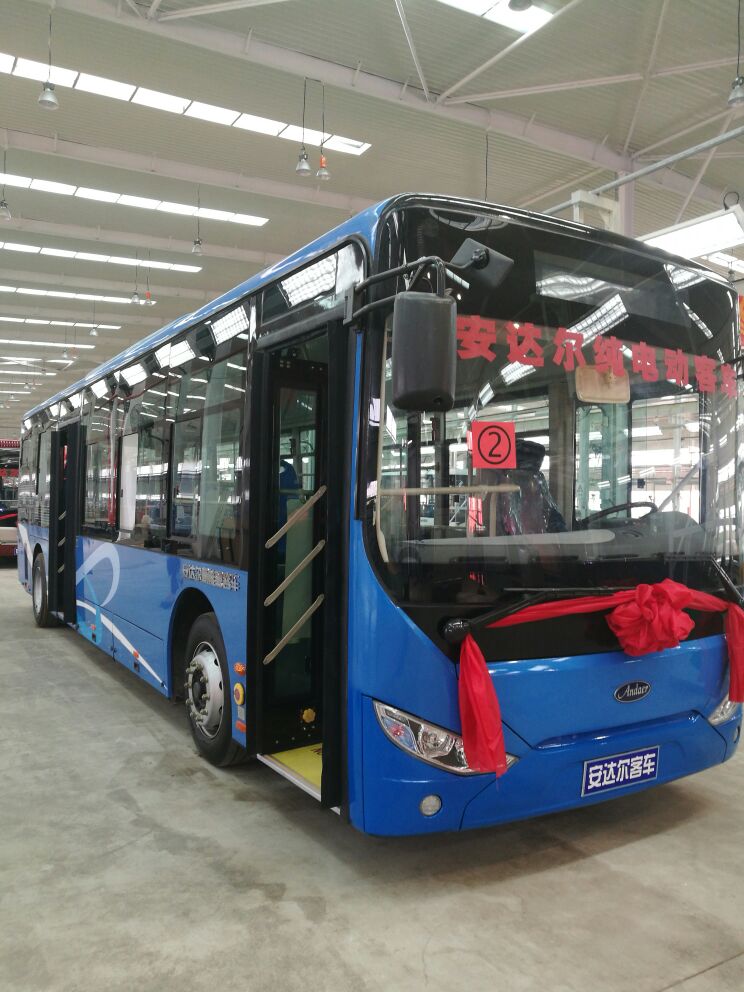 安達爾新能源車下線 已獲1100輛電動客車訂單 安達爾新能源車下線 已獲1100輛電動客車訂單