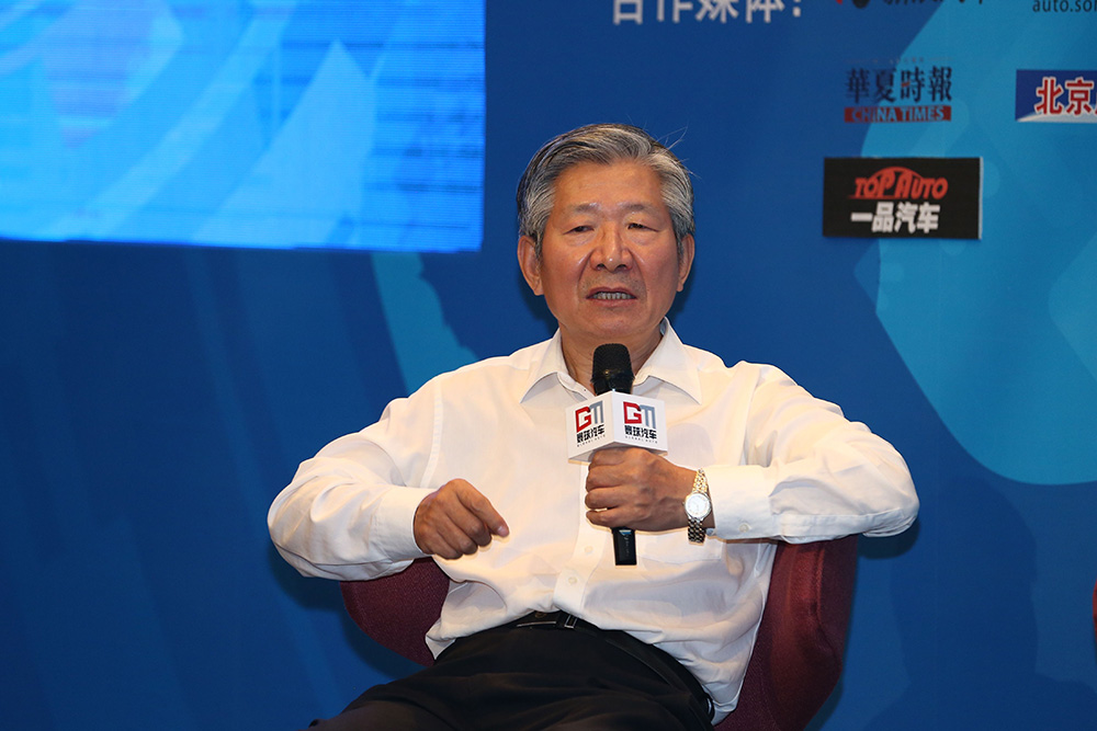 原國(guó)務(wù)院發(fā)展研究中心副主任侯云春