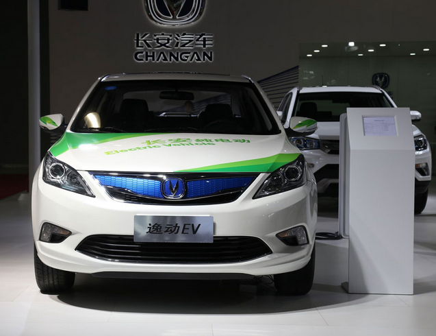 鄭州前8月新能源車銷量破萬 年內建成3000個充電樁