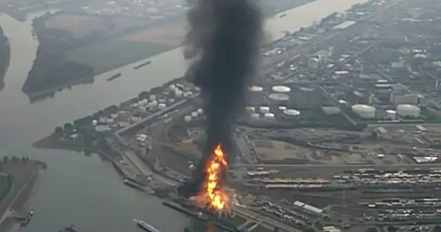 化工巨頭巴斯夫總部大爆炸!每年裝卸260萬(wàn)噸可燃液體和液體瓦斯 化工巨頭巴斯夫總部大爆炸!每年裝卸260萬(wàn)噸可燃液體和液體瓦斯